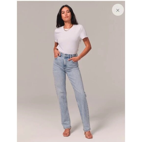 Abercrombie & Fitch Denim - NWT Abercrombie & Fitch 90s Straight Ultra High Rise Jean Light Wash 30 …